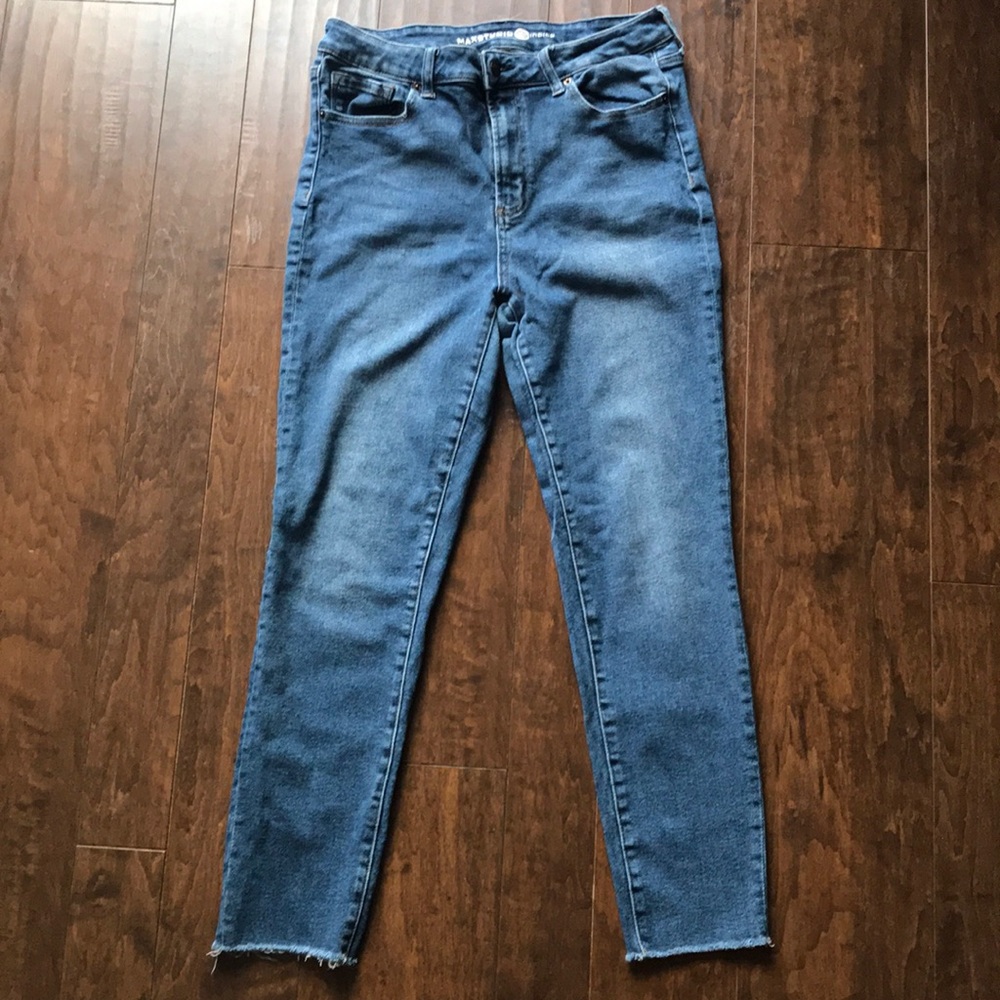 Classic mid wash denim jeans size 14